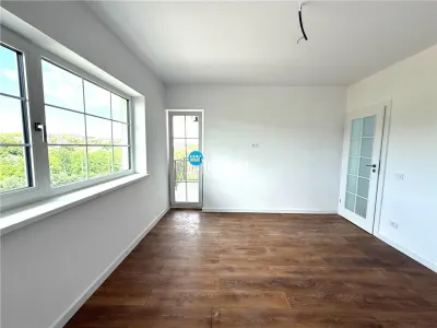 Vila moderna, 4 cam, 2 bai , 450 teren, priveliste, Valea Adanca Iasi - foto 7
