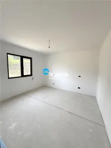Casa la Gri, 550 teren, 4 cam, intabulata, Cornesti Miroslava - foto 4