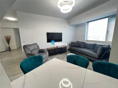 Apartament 4 cam, open space, supr 93 mp, zona Tatarasi - 2 Baieti - Iasi