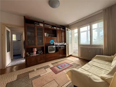 Apartament 3 cam, semi - decomandat, de vanzare zona Tatarasi - Flora - foto 1