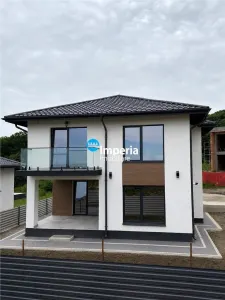 Vila individuala, priveliste superba, finisaje premium, in zona Bucium - Pietrarie - foto 14