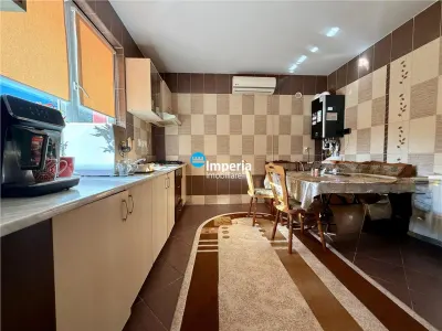 Vila 5 cam, 3 bai, beci, 800 teren, mobilata, Aroneanu Iasi - foto 5