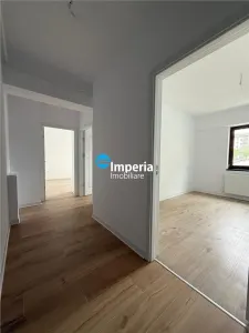 Apartament 2 cam intabulat,boxa si parcare – Soleia, V. Lupului - foto 9
