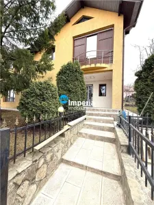 Duplex nou de inchiriat, 4 cam, 2 bai, Cicoarei , Arcadia Iasi - Iasi