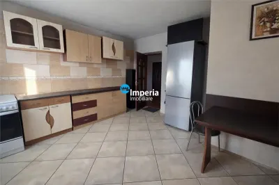 Vilă cu garaj 235mp, Nicolina, 1000 teren, acces asfaltat, locație excelenta - foto 2