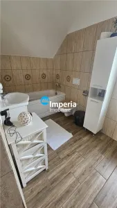 Casa individuala de vanzare in zona  Bucium – zona linistita, vedere superba - foto 9