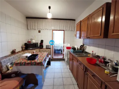 Apartament 5 camere de vanzare, tip duplex, 118mp Canta- Pacurari - foto 3