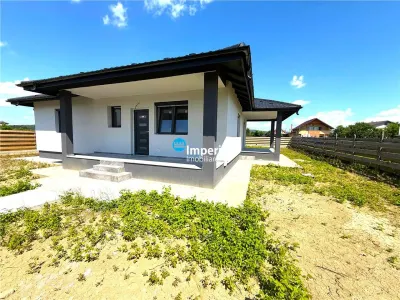 Casa cu 4 cam, 2 bai, 600 teren, cartier Chihan Lunca Cetatuii - Lunca Cetatuii