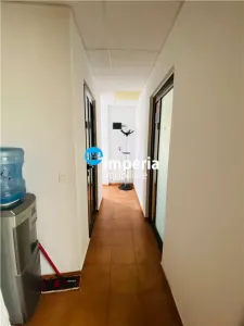 Inchiriez spatiu birou ultracentral, zona Palas Centru - foto 4