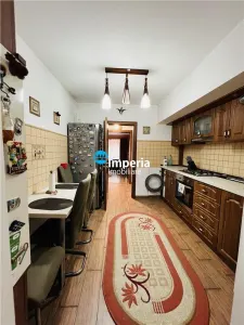 Inchiriez apartament 3 camere, decomandat,  Pacurari - Petru  Poni - foto 5