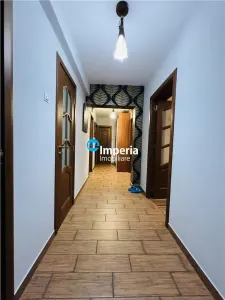 Inchiriez apartament 3 camere, decomandat,  Pacurari - Petru  Poni - foto 6