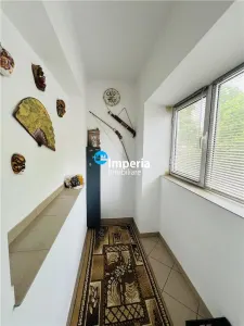 Inchiriez apartament 3 camere, decomandat,  Pacurari - Petru  Poni - foto 9