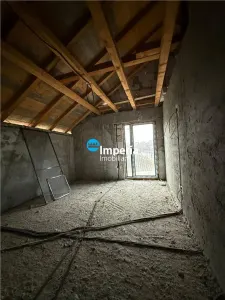 Casa individuala la gri, P+1+POD, 150 MP + 1000 mp teren, Bogonos - Letcani - foto 12