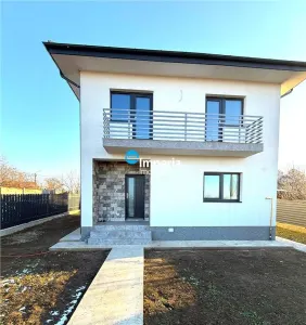 Vila P+E 116 mu, beci, asfalt, Valea Ursului, Miroslava - foto 3