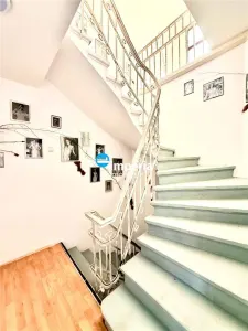 Vila interbelica de exceptie in zona centrala Iasi | 247 mp utili | teren 514 mp - Iasi