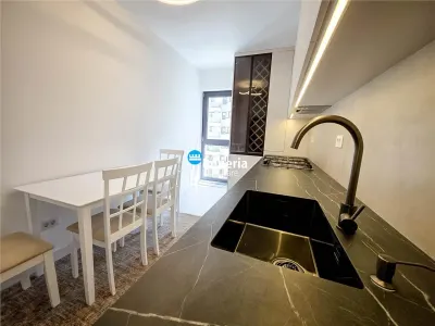 Apartament NOU de inchiriat, 3 camere + Parcare, Copou ! - foto 4