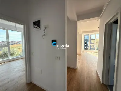 Apartament intabulat, 2 cam 62,5 mp, Rediu, parcare inclusa - foto 7