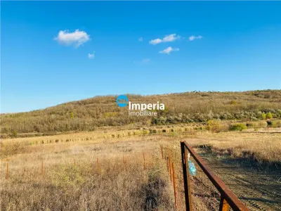 Teren intravilan de vanzare in Iasi, zona Sorogari,langa lac - Sorogari