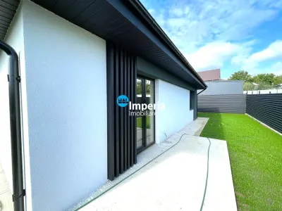 Casa P 4 cam. 2 bai, 450 teren, Centru  Miroslava - foto 5