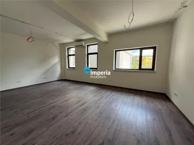Spatii amenajate,birouri de inchiriat,zona Baza III - foto 3