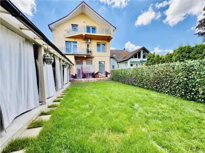 Vila individuala premium cu trei apartamente | Strand | teren 465 mp | - foto 8