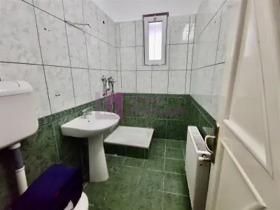 Casa de inchriat in Sibiu | Turnisor | Spatii de birouri | Afterschool | Muncitori - foto 8