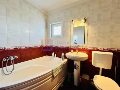 Apartament 3 camere decomandat | Vasile Milea | pivnita | 2 bai - foto 6