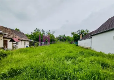 Teren 2243 mp de vanzare in Marpod | intravilan | utilitati - foto 1