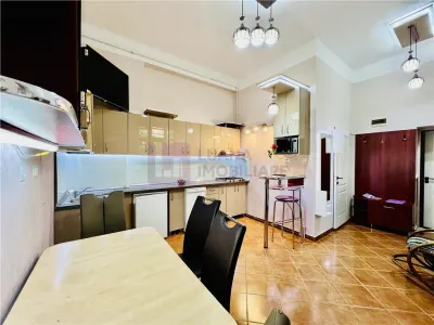 Apartament 2 camere  de inchiriat | curte | recent renovat | Constantin Noica | Central - Sibiu