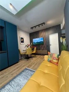 Apartament cu 3 camere, mobilat si utilat la cheie plus terasa in Floresti. - foto 14