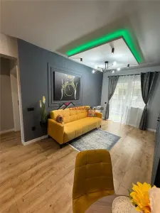 Apartament cu 3 camere, mobilat si utilat la cheie plus terasa in Floresti. - foto 3