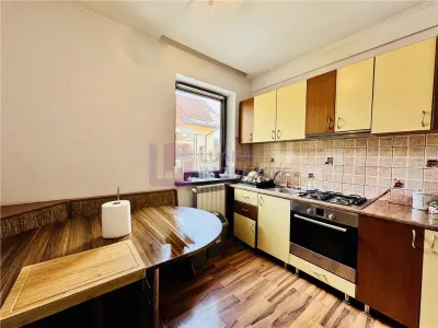 Casa individuala | suprafata utila 360 mp | teren 430 mp | Calea Poplacii - foto 2