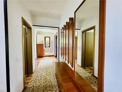 Casa individuala | suprafata utila 360 mp | teren 430 mp | Calea Poplacii - foto 11