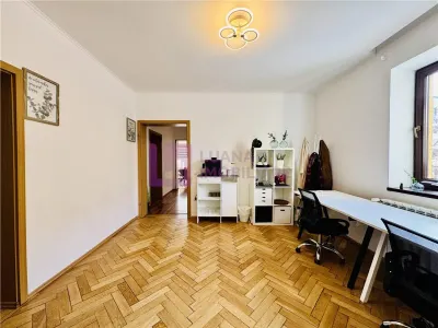 Casa individuala | suprafata utila 360 mp | teren 430 mp | Calea Poplacii - foto 14