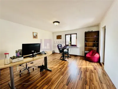 Casa individuala | suprafata utila 360 mp | teren 430 mp | Calea Poplacii - foto 18