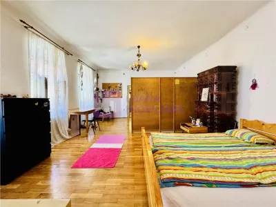 Apartament 4 camere | strada Cetatii | etaj | 148 mp | curte - foto 4