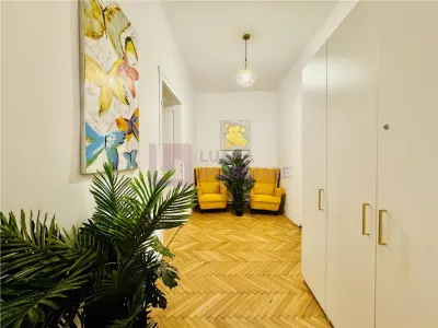 Doua apartamente de vanzare | Ultracentral | Renovate | Curte 100 mp | video - foto 5