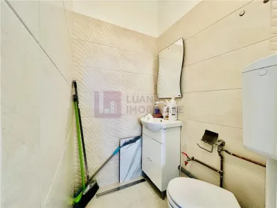 Spatiu comercial de inchiriat | Ultracentral | la cheie | acces stradal - foto 6