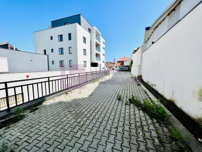 Spatiu comercial 149 mp | Piata Cluj | vitrine mari | 6 locuri parcare - foto 2
