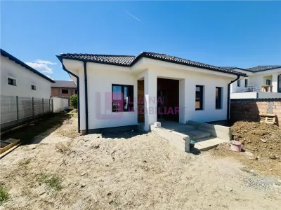 Casa individuala de vanzare | de lux | teren 500 mp | 165 mpu - Selimbar