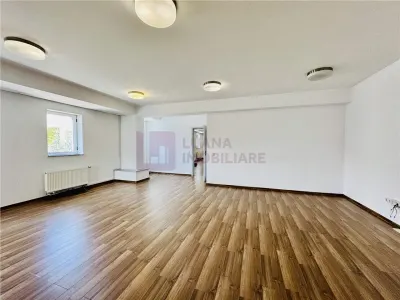 Spatiu de birouri 194 mp | 5 parcari private | curte | Scoala de Inot - foto 3