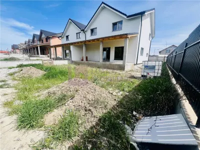 Casa tip duplex NOUA de vanzare |  Sura Mare | teren 340 mp - foto 1