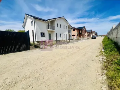 Casa tip duplex NOUA de vanzare |  Sura Mare | teren 340 mp - foto 4