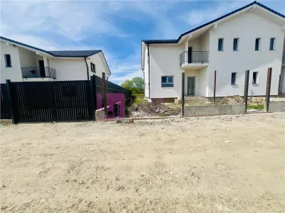 Casa tip duplex NOUA de vanzare |  Sura Mare | teren 340 mp - foto 5