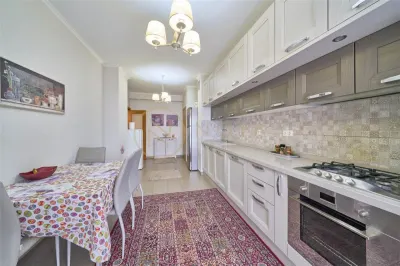 Inchiriere apartament 3 camere Parcul Herastrau150mp - foto 13