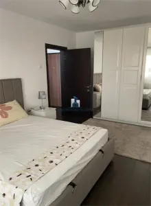 Inchiriere Apartament 3 Camere Semidecomandat Bdul.Alexandru Obregia - foto 4