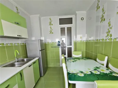 Vanzare Apartament 4 Camere Semidecomandat Sos.Oltenitei - foto 1
