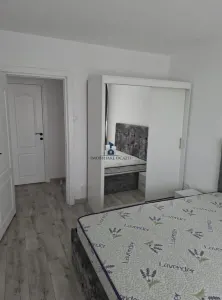 Inchiriere Apartament 2 Camere Semidecomandat Aparatorii Patriei-Turnu Magurele - foto 4