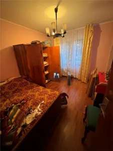 Apartament 3 camere Semidecomandat Bld. Obregia - Bucuresti