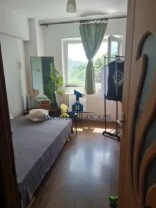 Apartament 4 camere Semidecomandat Sos. Berceni - Bucuresti